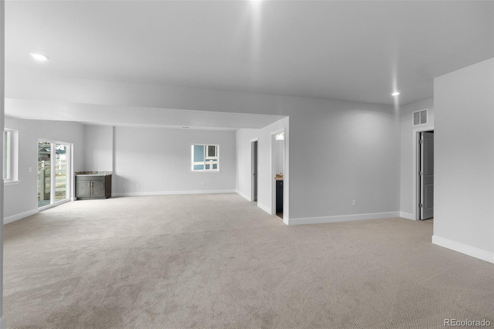 2149 Peralta Loop