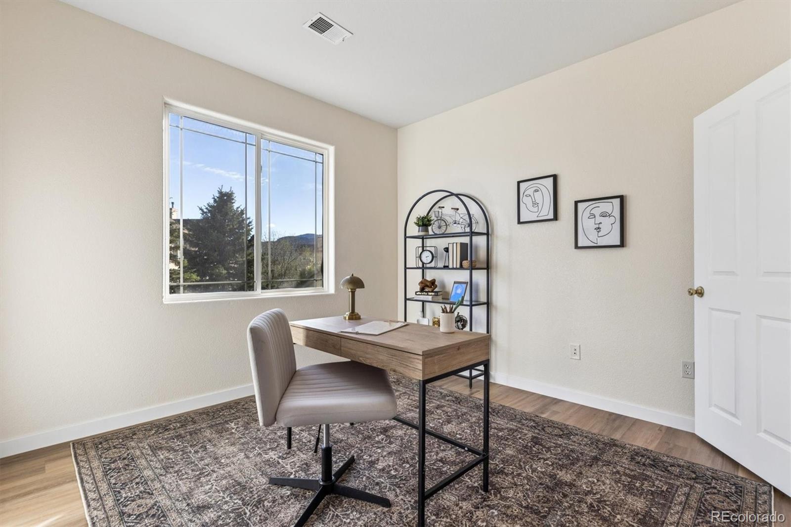 8456 S Hoyt Way Unit: 205