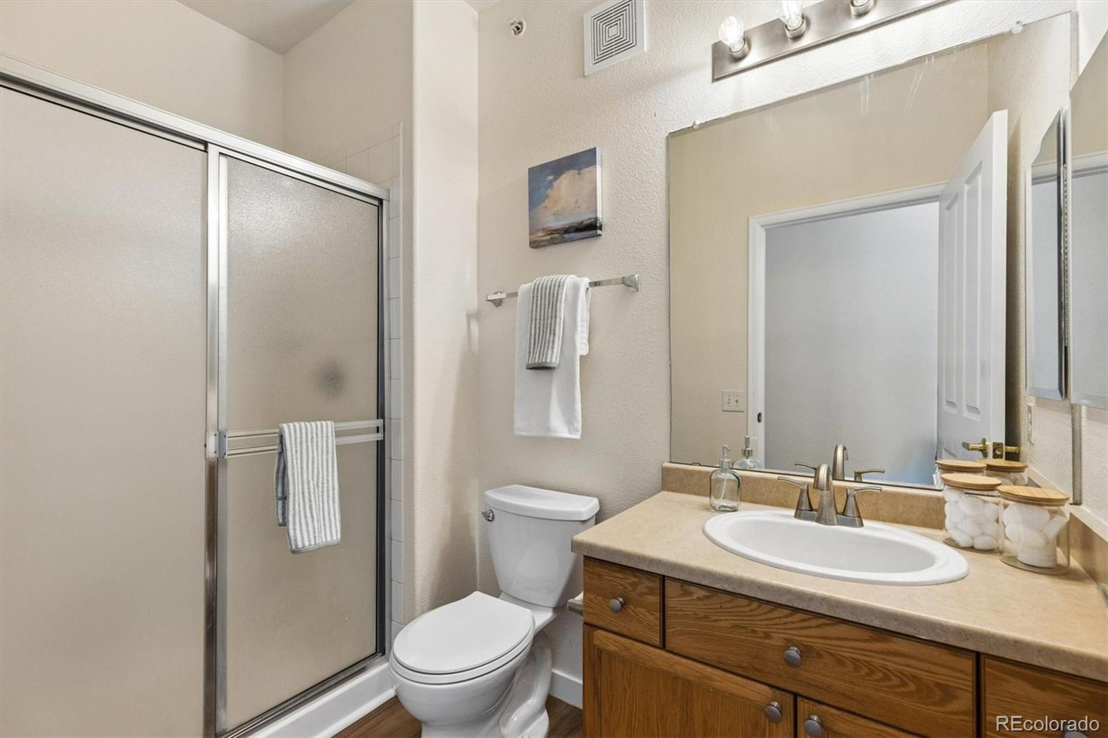 8456 S Hoyt Way Unit: 205