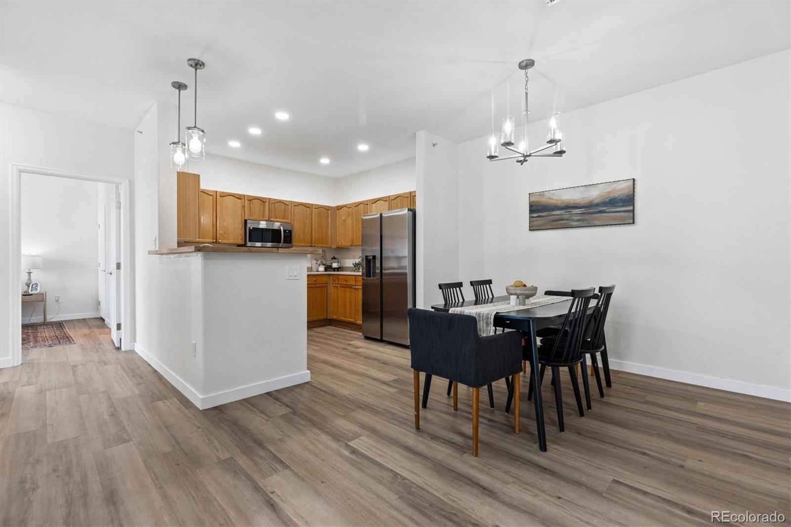 8456 S Hoyt Way Unit: 205