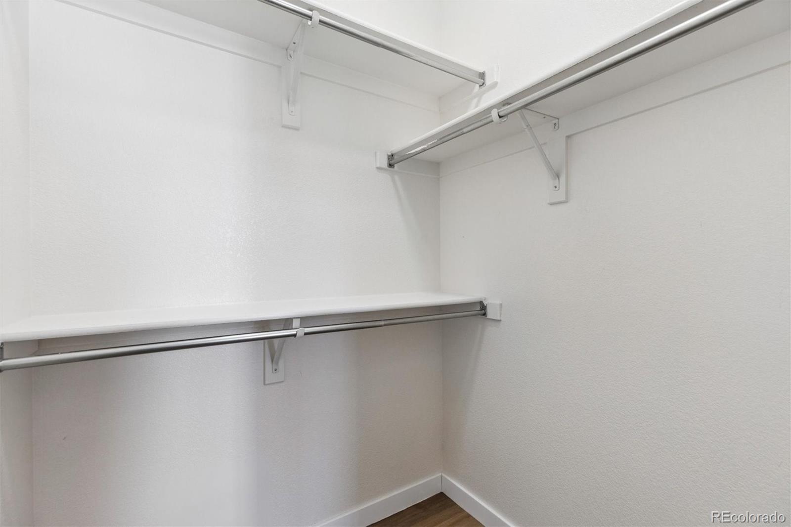 8456 S Hoyt Way Unit: 205