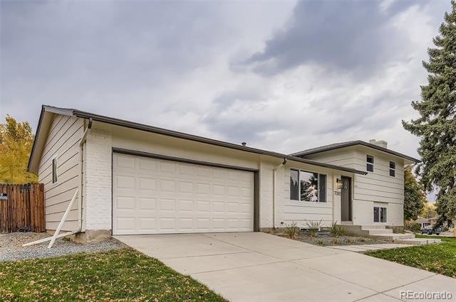 7385 S Elm Court