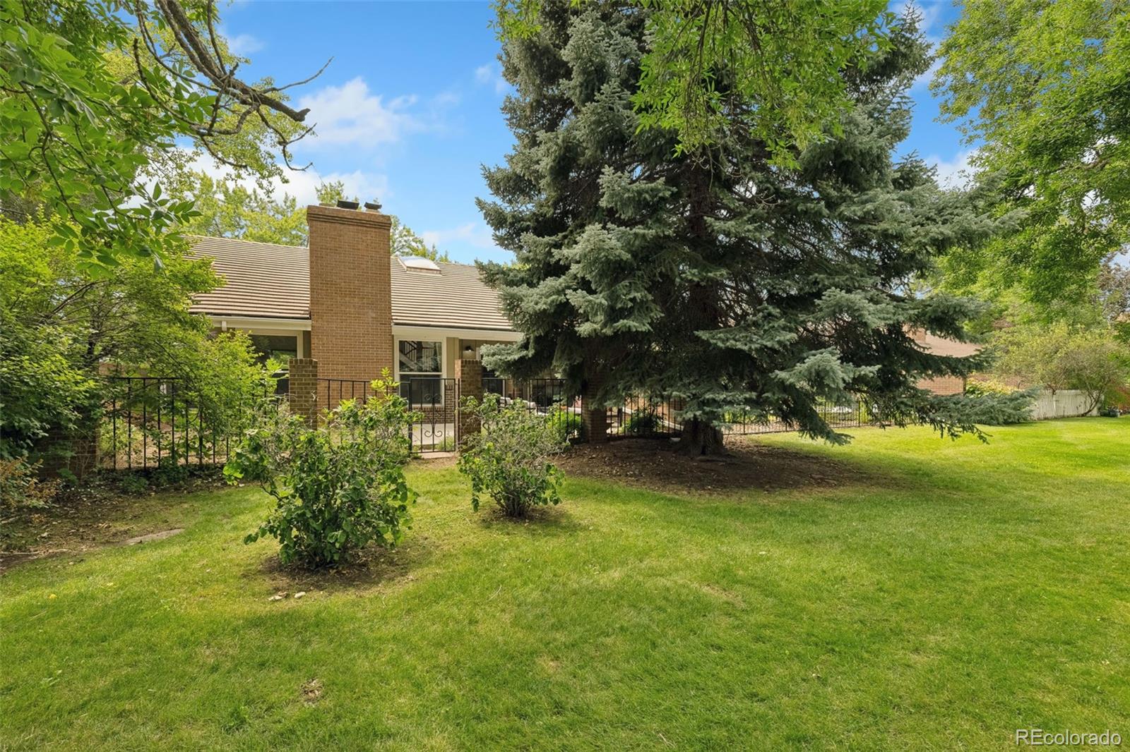 4924 Clubhouse Court