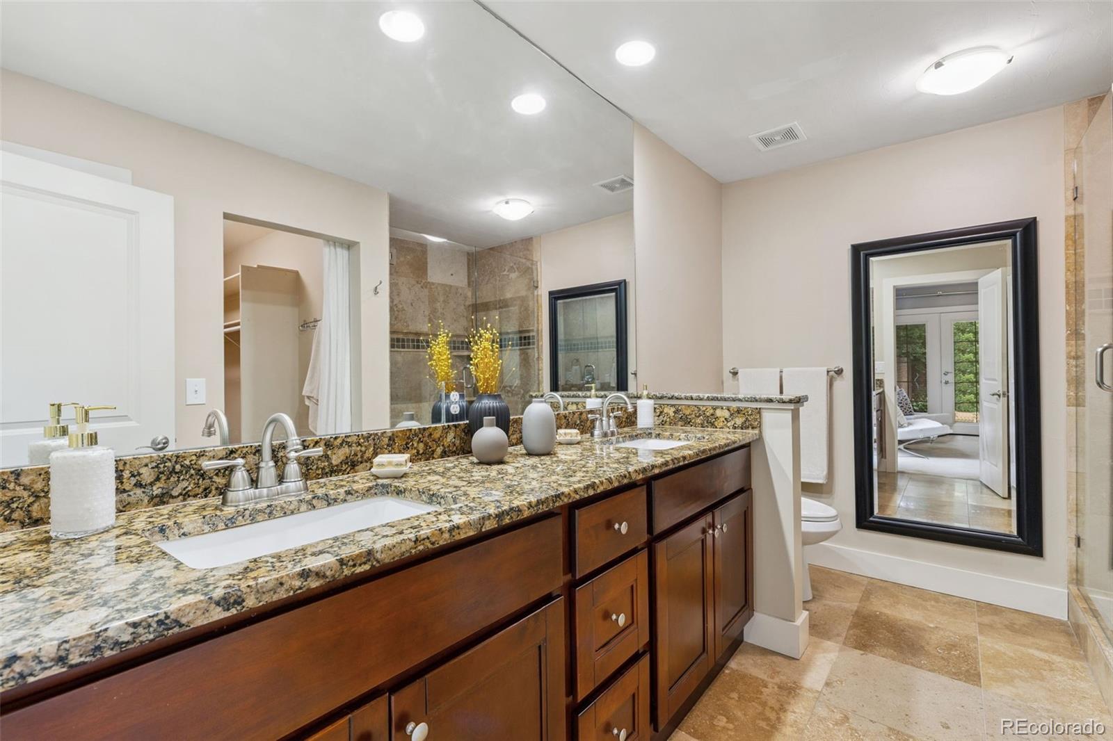 4924 Clubhouse Court