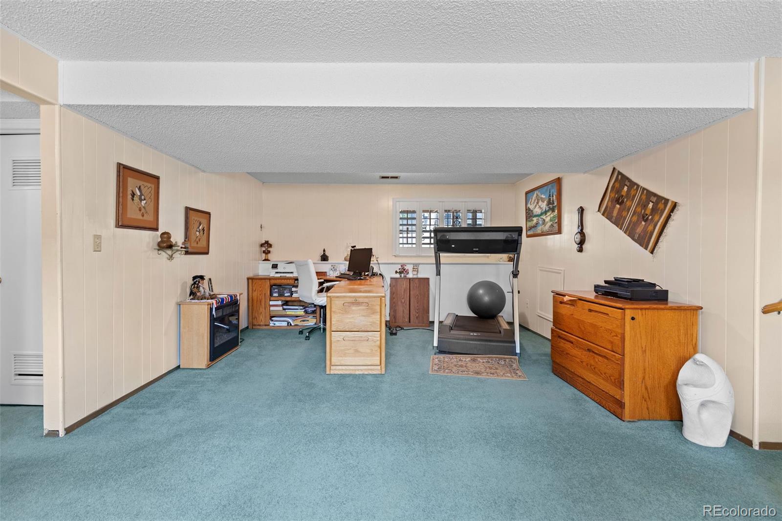 8352 Dover Court
