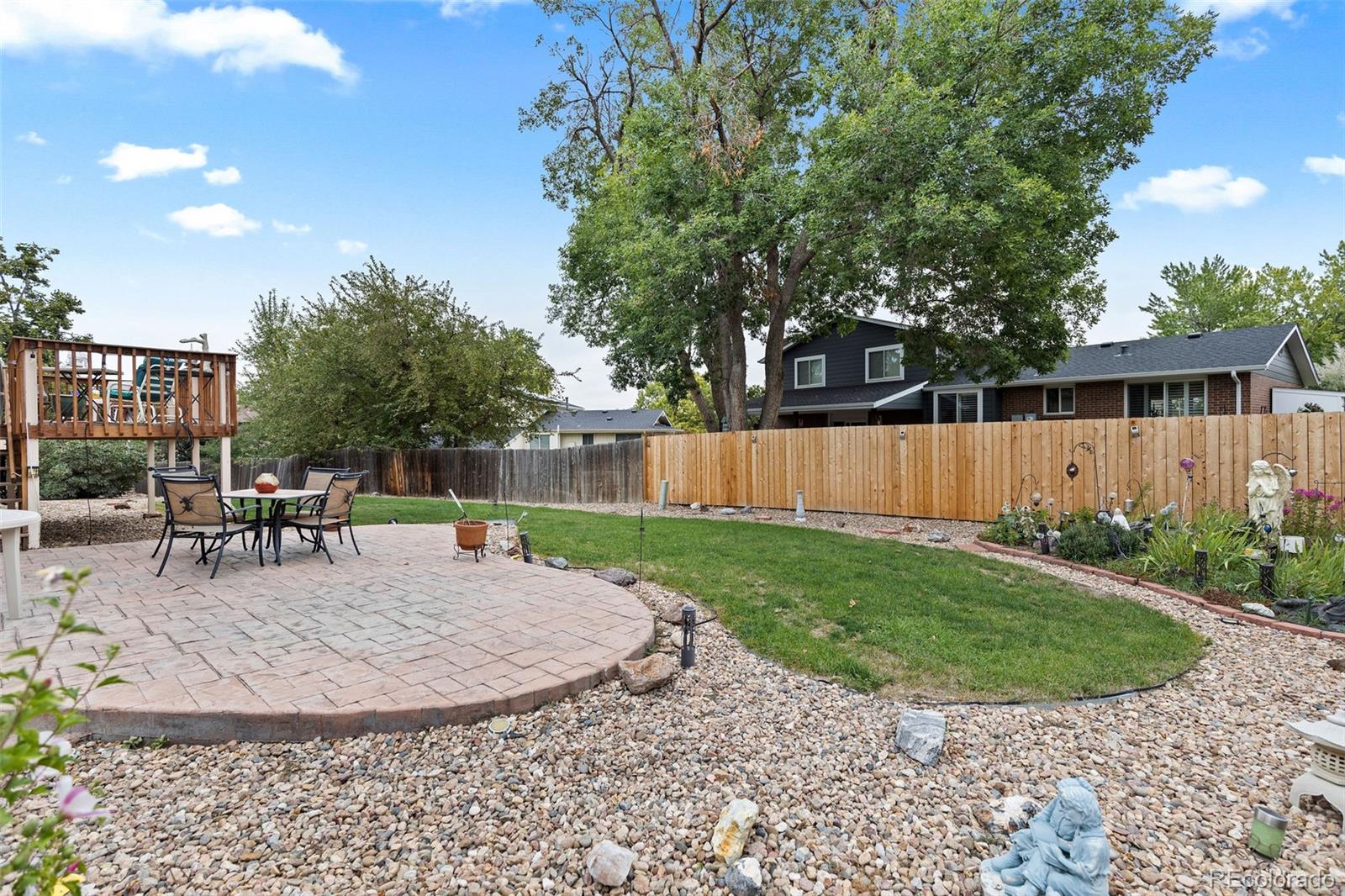 8352 Dover Court