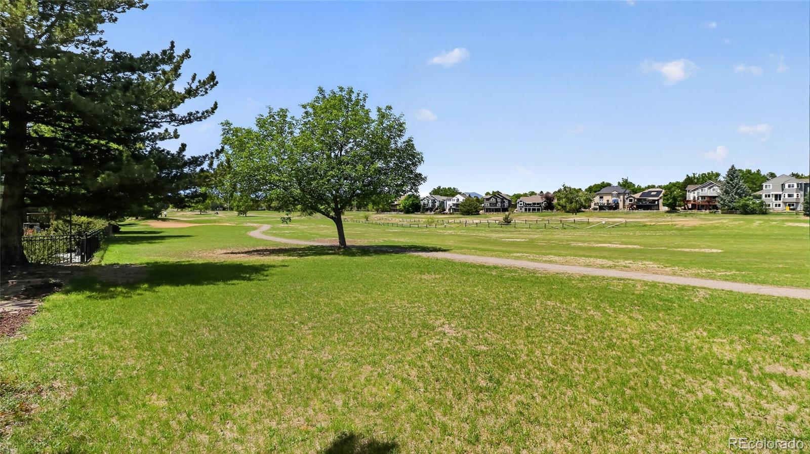 1467 Dunsford Way