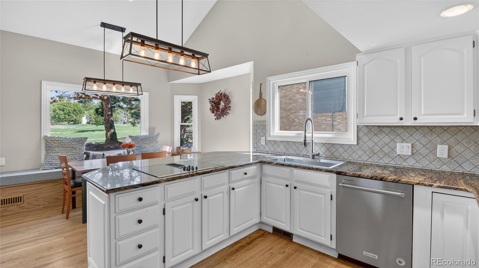 1467 Dunsford Way
