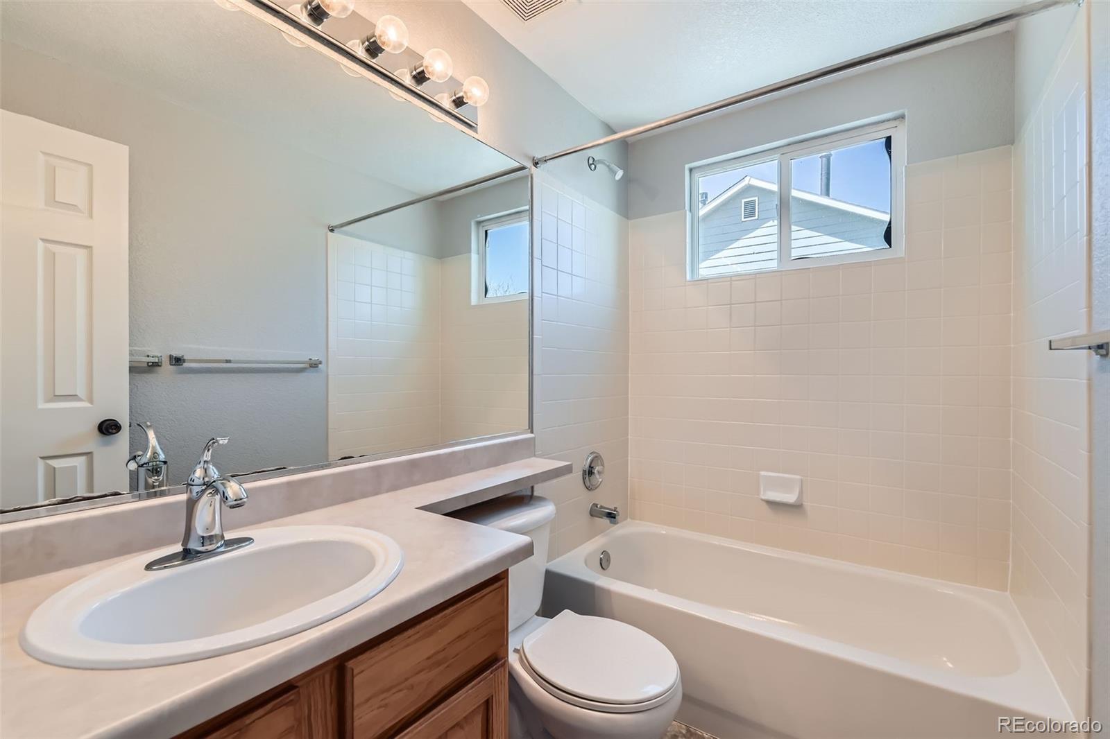 11234 E 112th Place