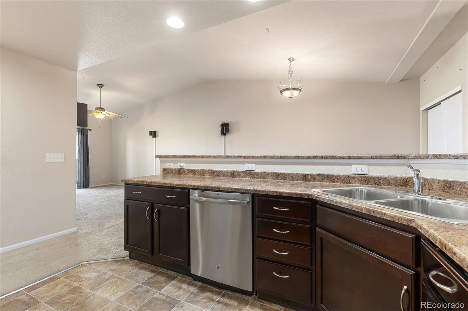 2405 Calais Drive Unit: 18A
