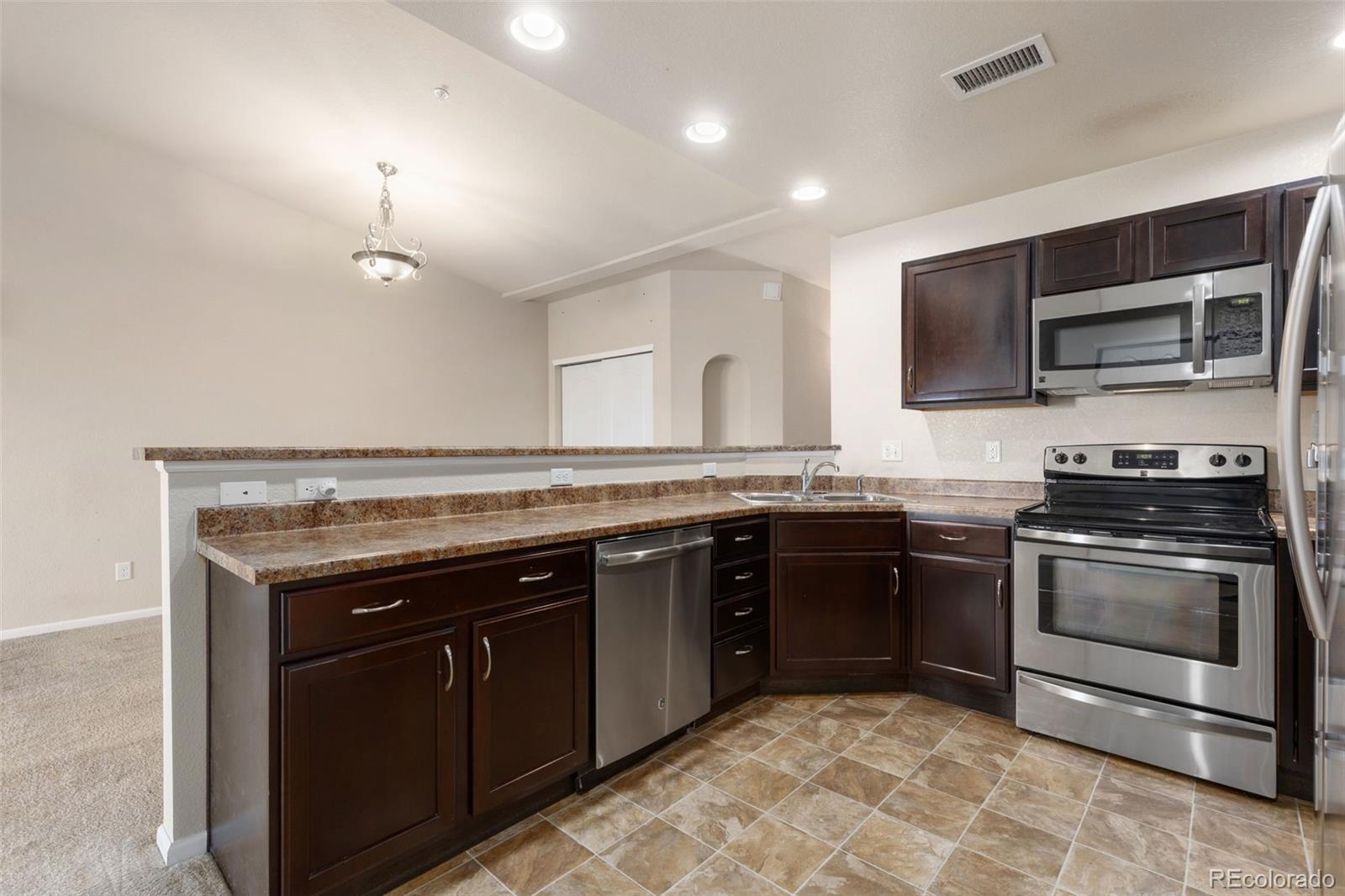 2405 Calais Drive Unit: 18A