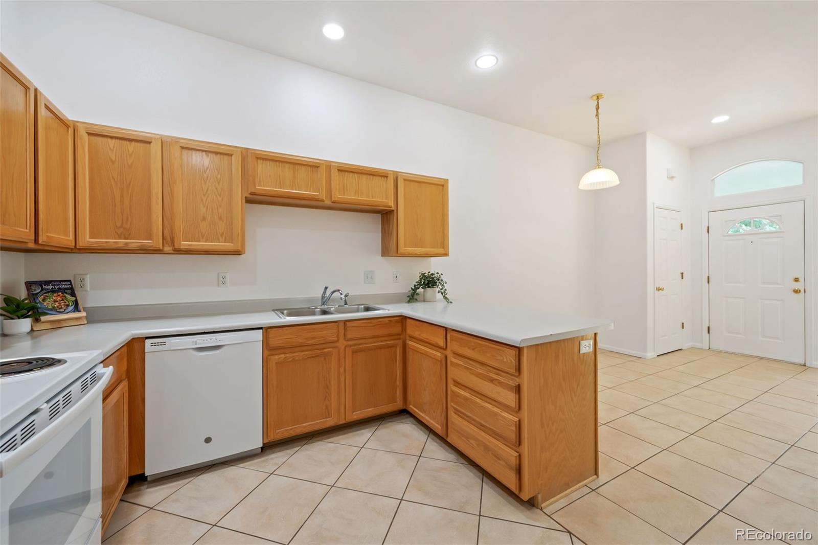 24 Lindenwood Circle
