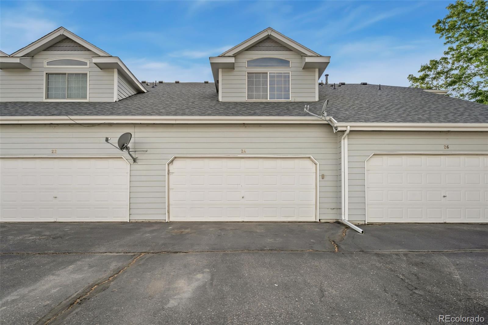 24 Lindenwood Circle