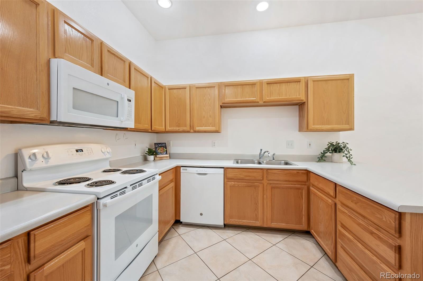 24 Lindenwood Circle