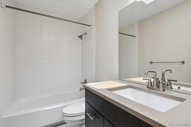 200 Powderhorn Trail