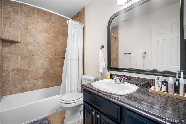 7105 S Gaylord Street Unit: C8