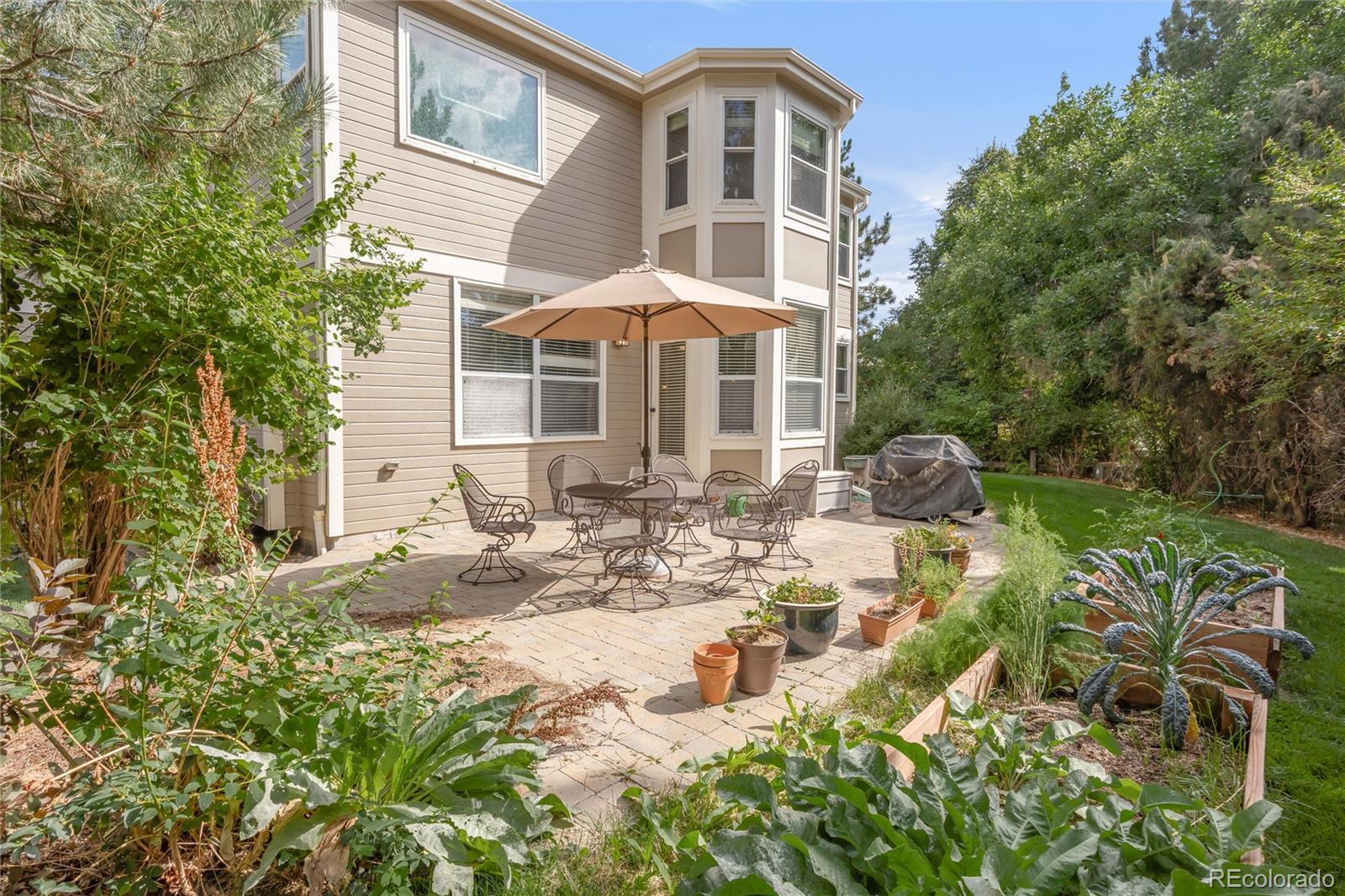 10041 Hughes Way