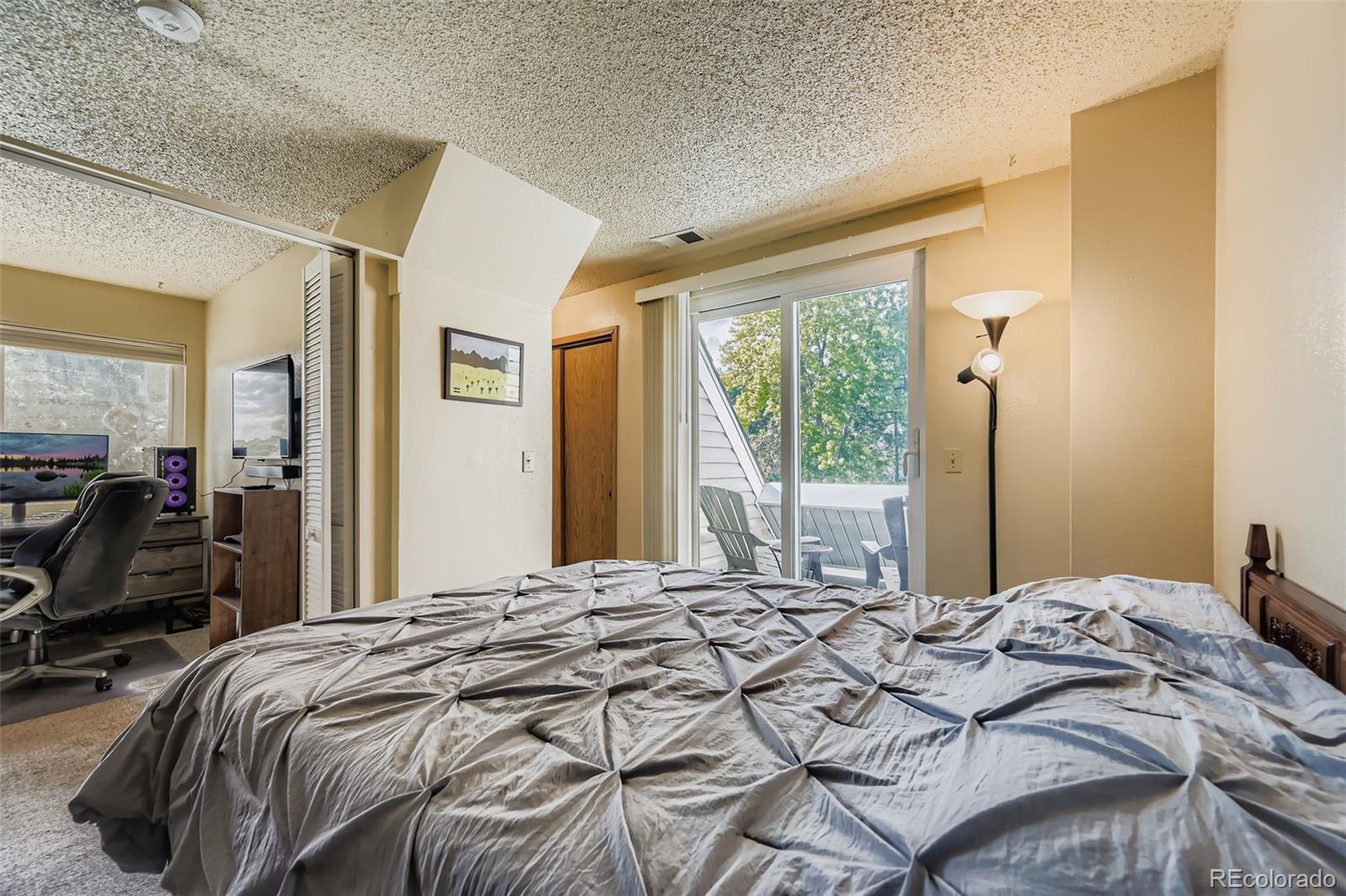 8701 Huron Street Unit: 9-211