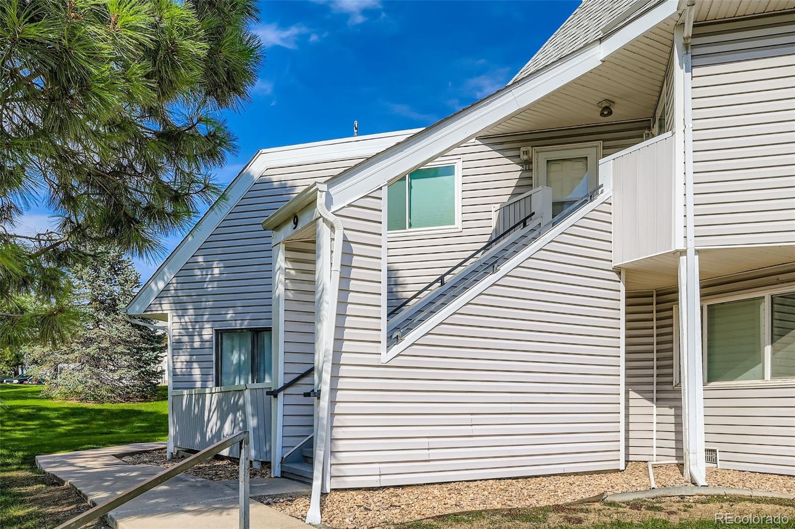 8701 Huron Street Unit: 9-211