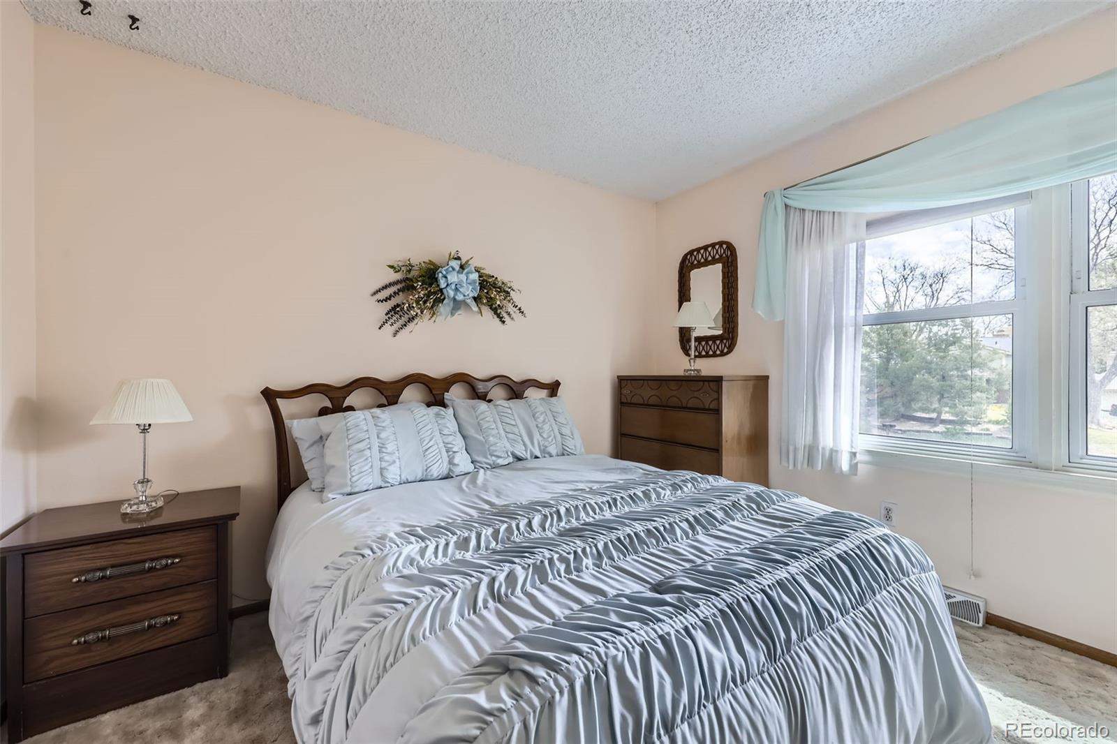 3240 E 128th Place