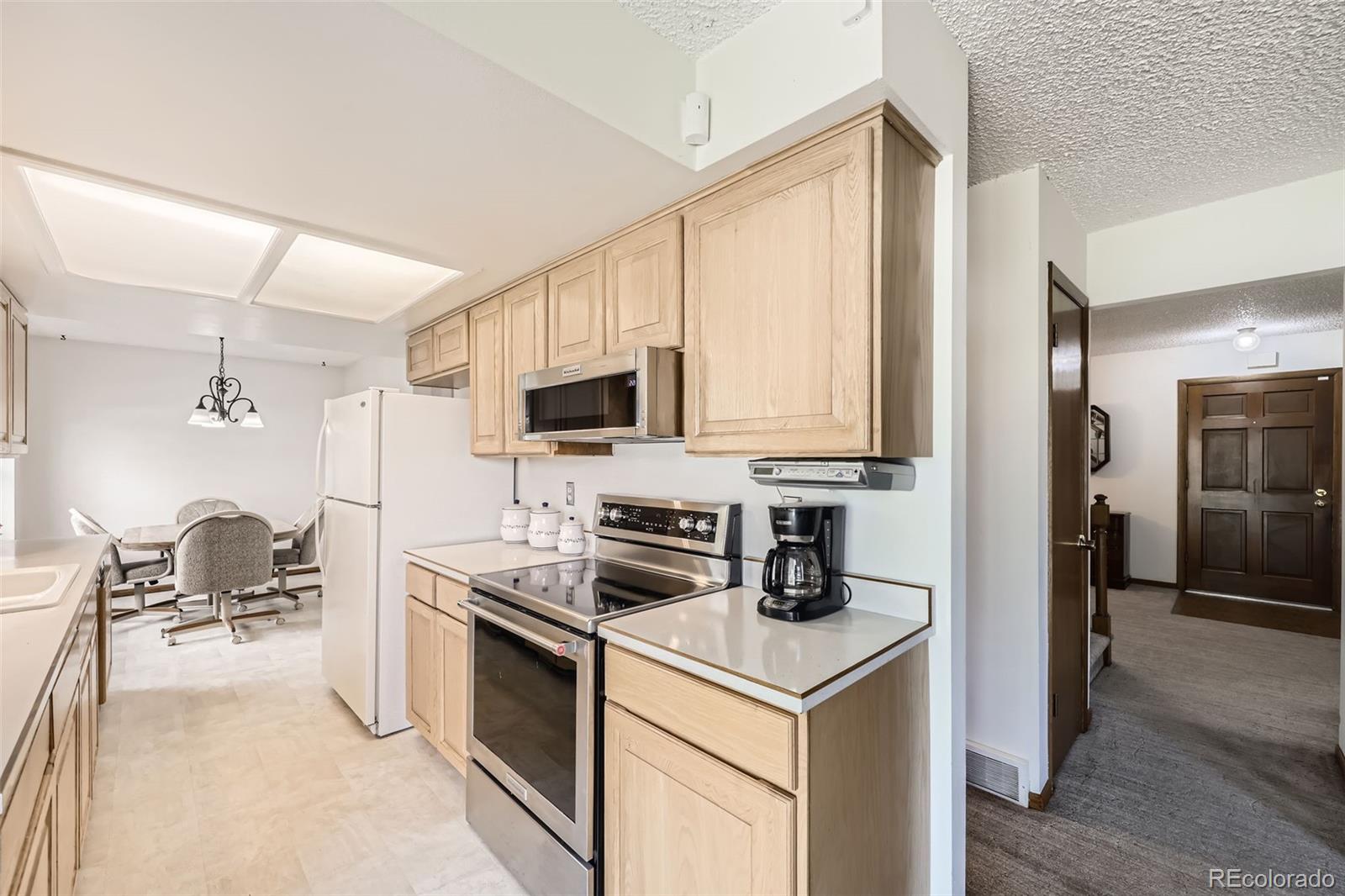 3240 E 128th Place