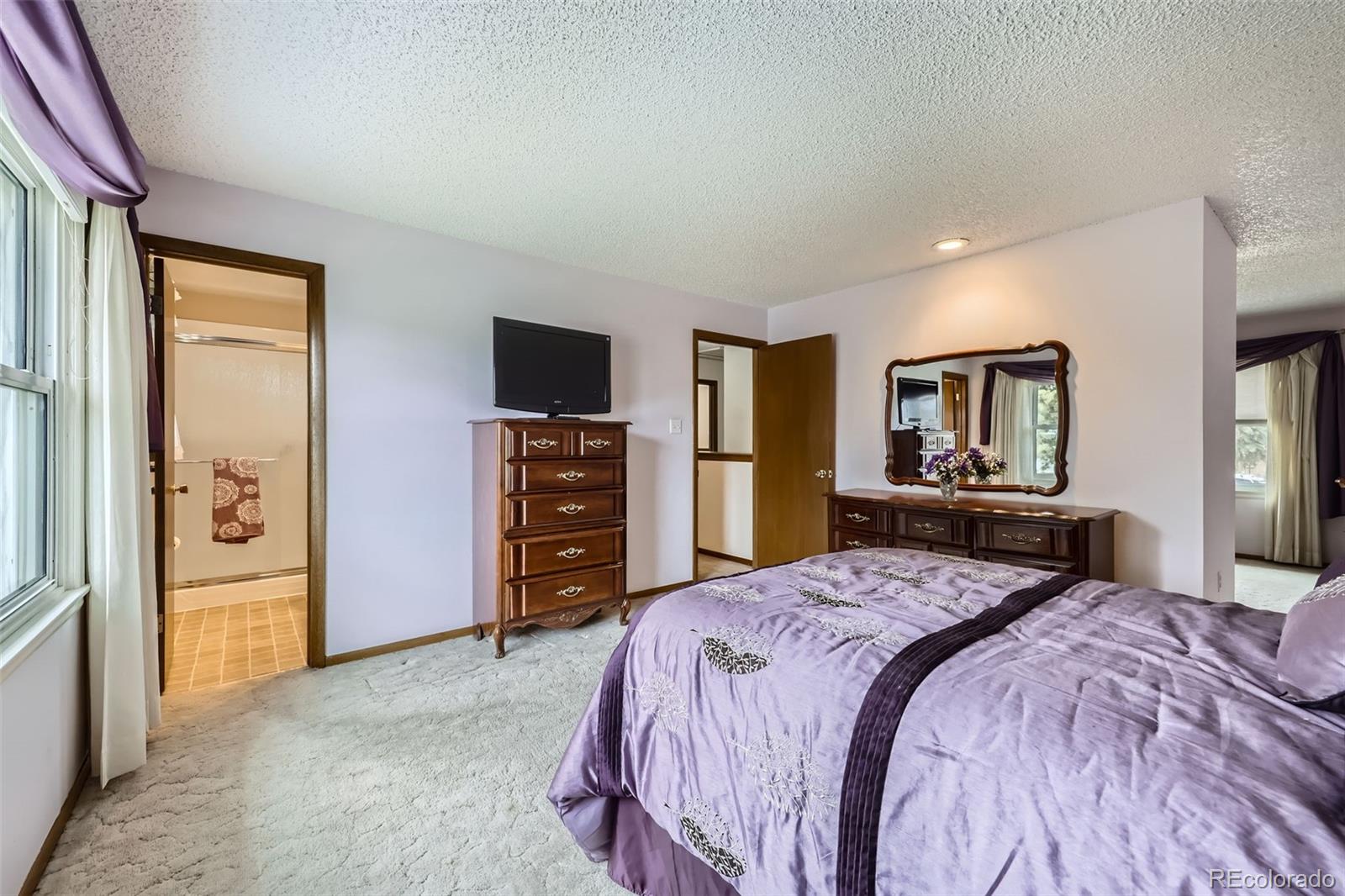 3240 E 128th Place