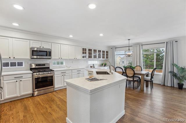 4526 Lyndenwood Point
