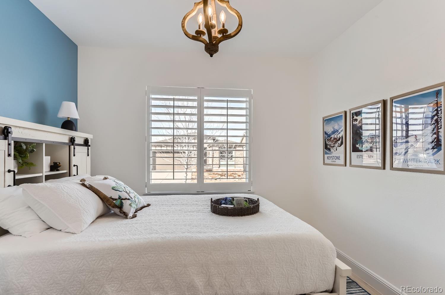 12432 Meadowlark Lane