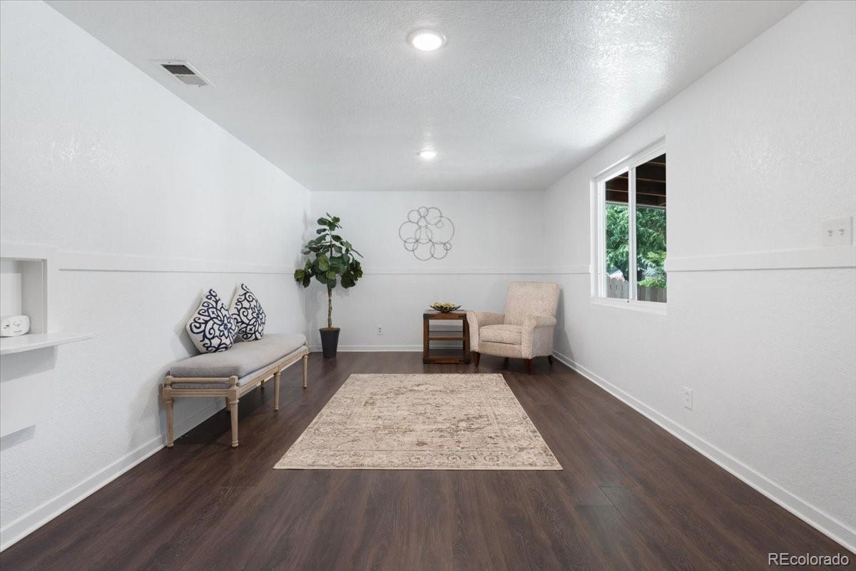7460 Krameria Drive