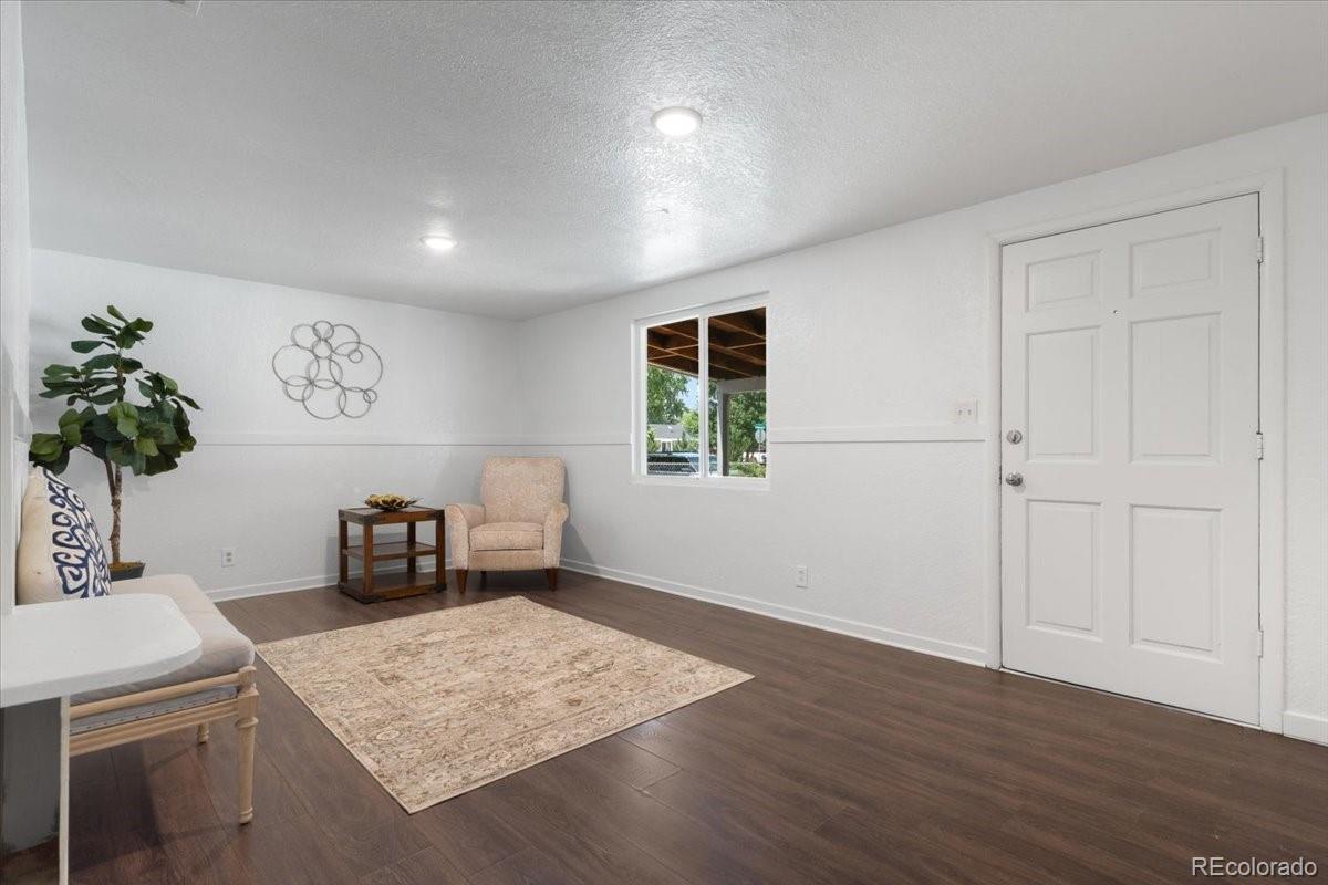 7460 Krameria Drive