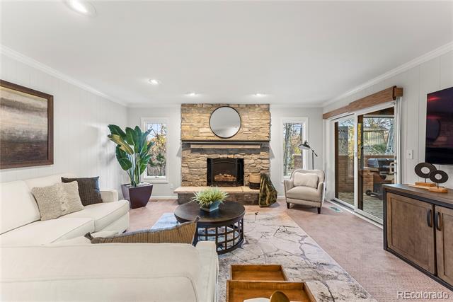 11 E Belleview Lane
