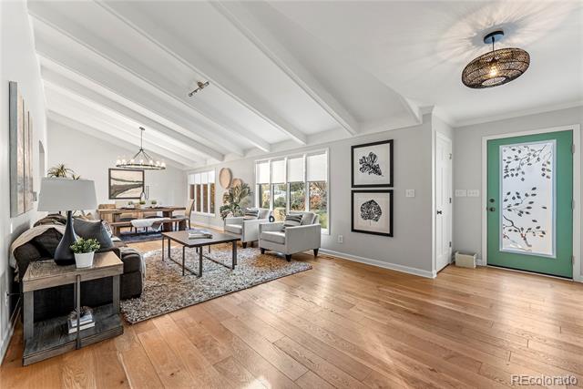 11 E Belleview Lane