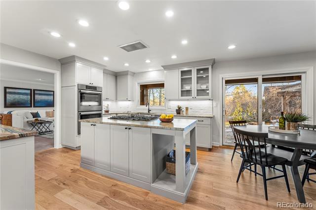 11 E Belleview Lane