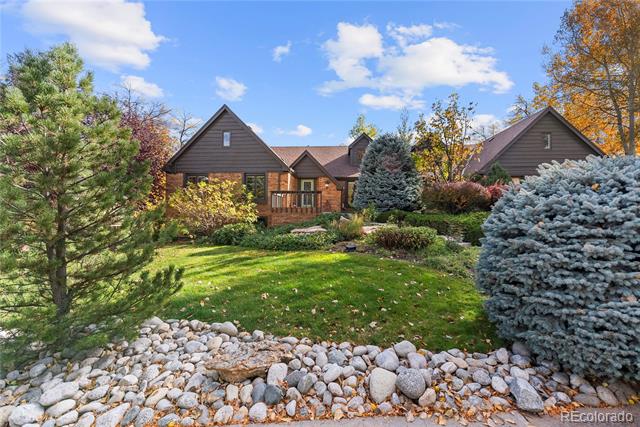 11 E Belleview Lane