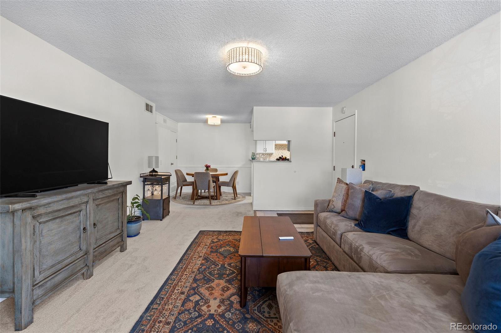 8555 Fairmount Drive Unit: I204