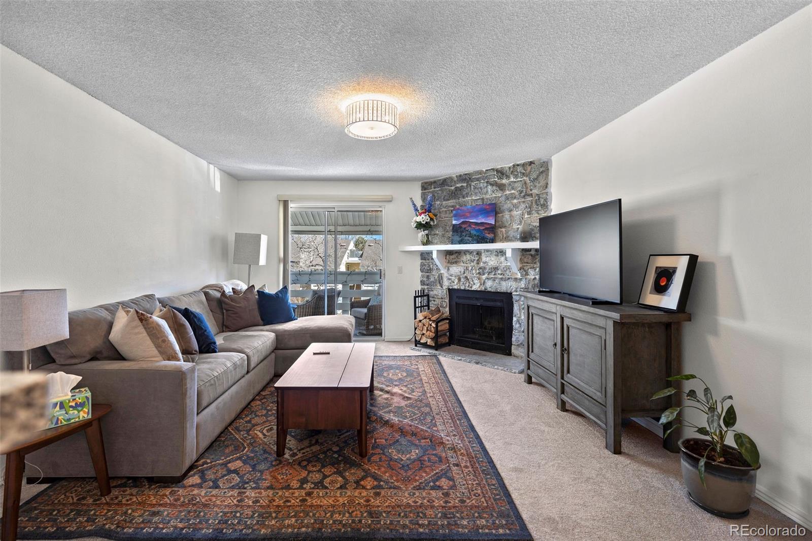 8555 Fairmount Drive Unit: I204