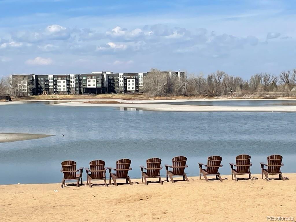8555 Fairmount Drive Unit: I204