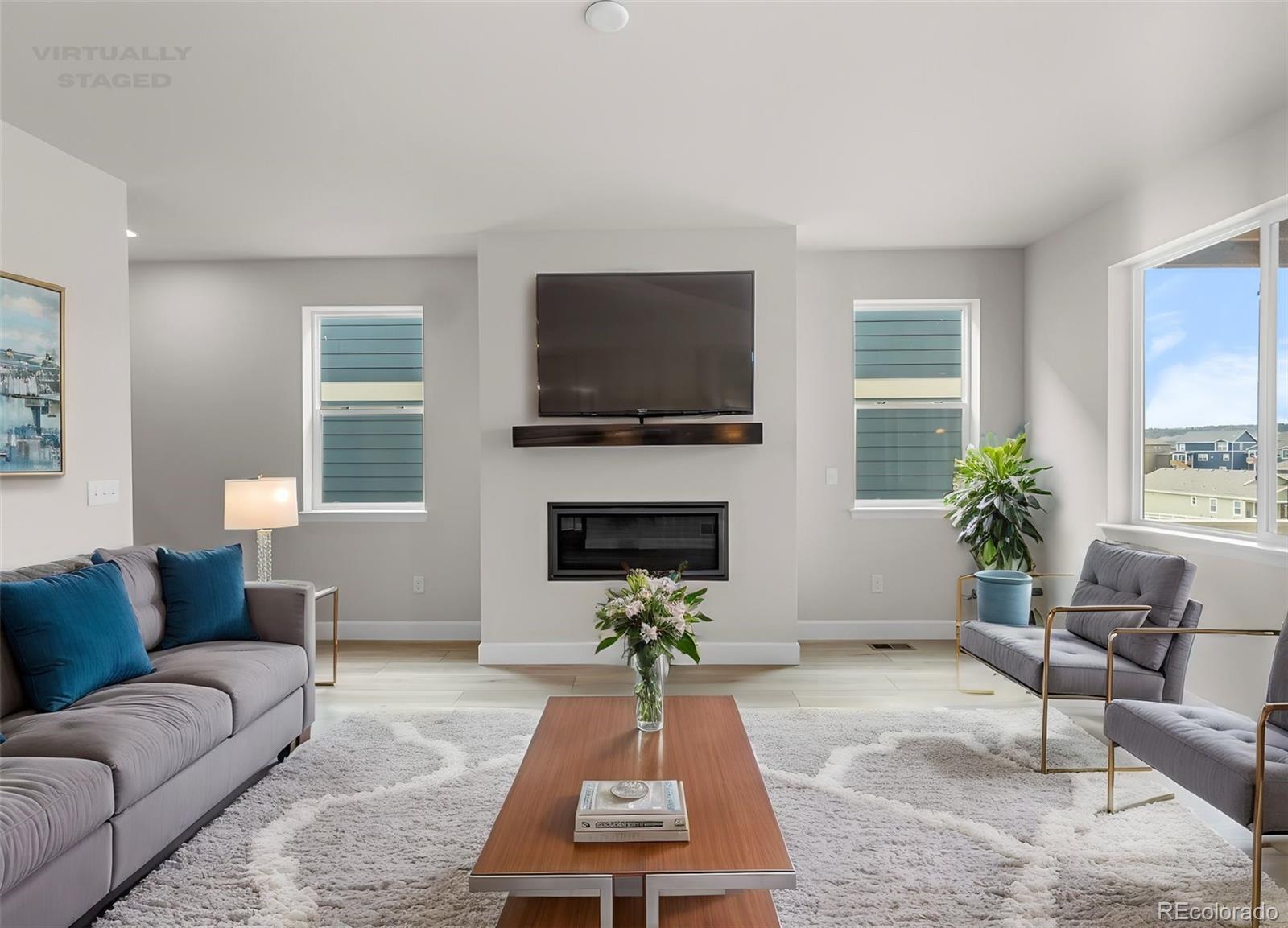 2171 Peralta Loop