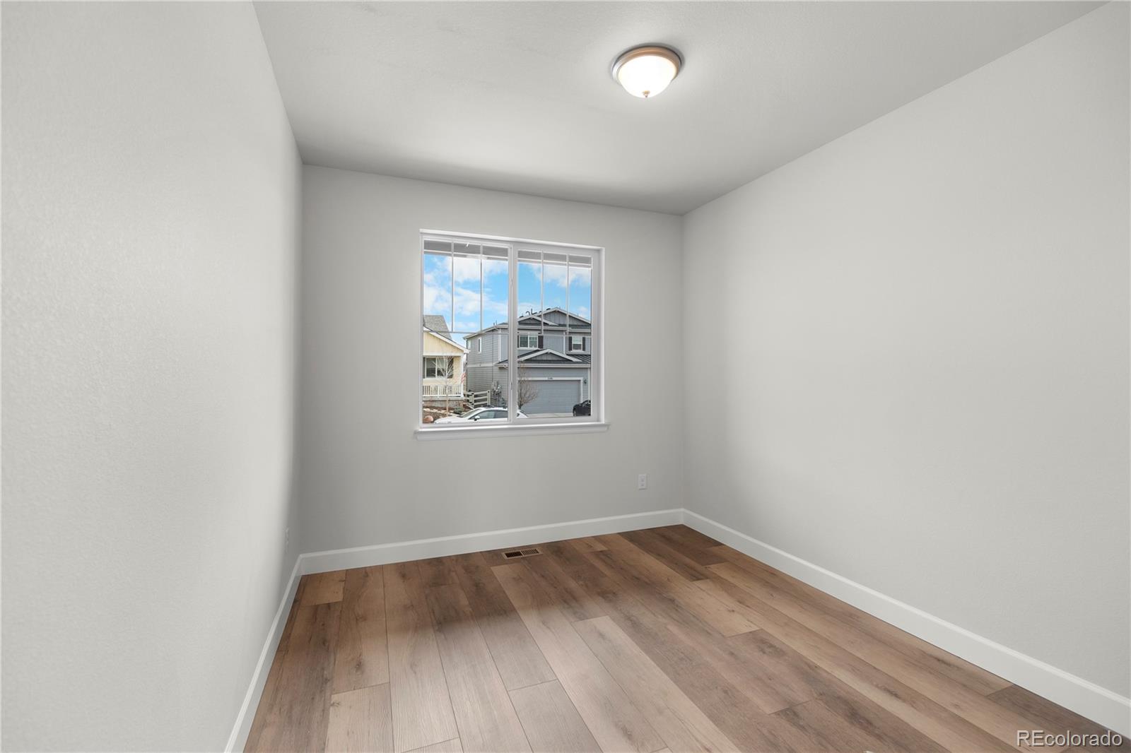 2165 Peralta Loop