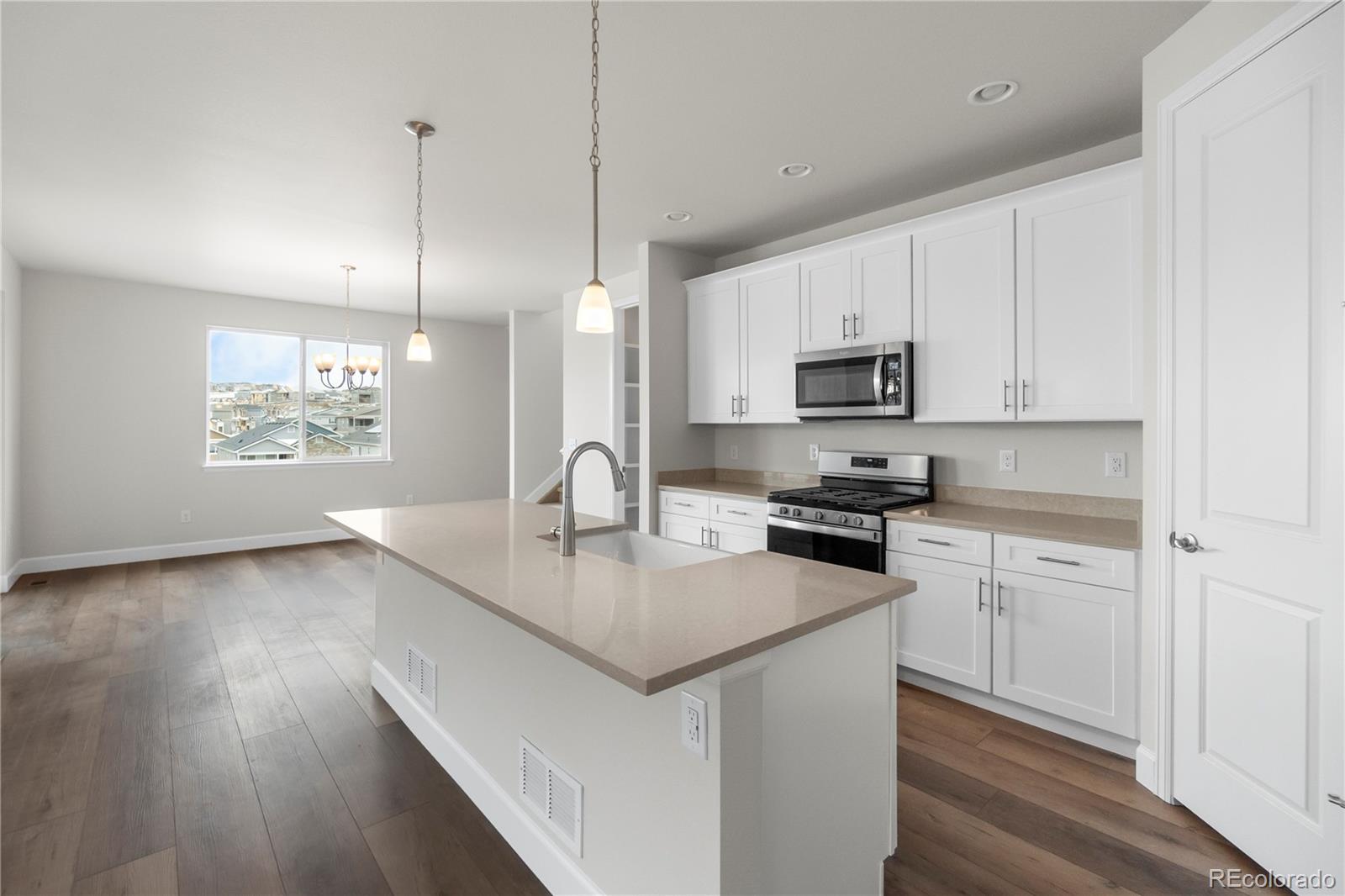 2165 Peralta Loop