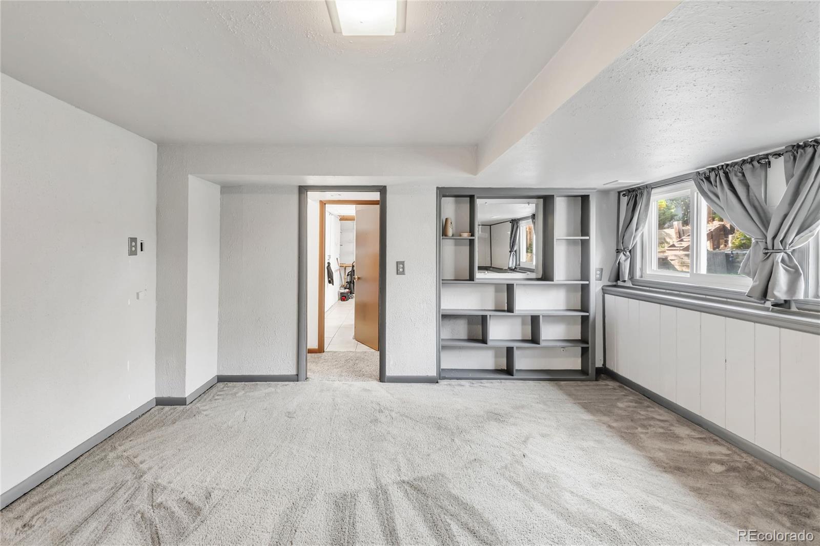 9702 Sierra Drive