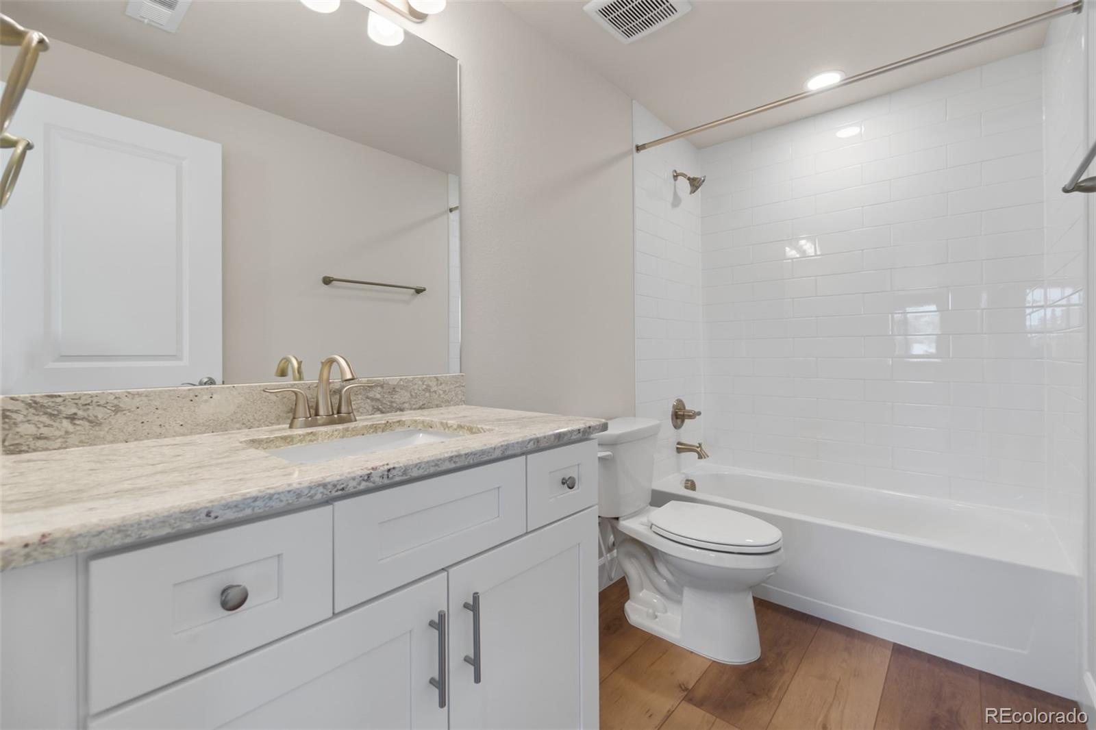 2143 Peralta Loop