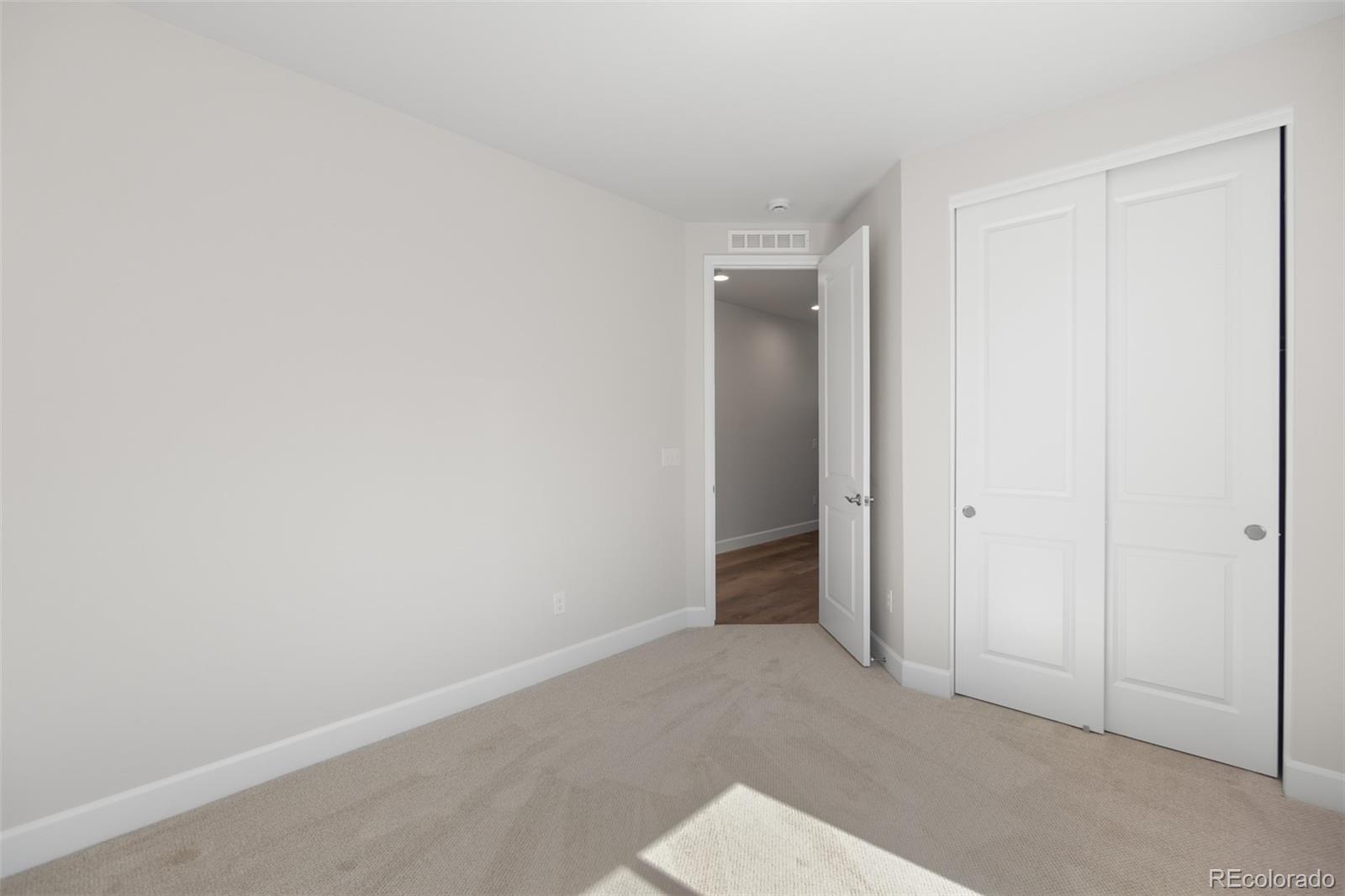 2143 Peralta Loop