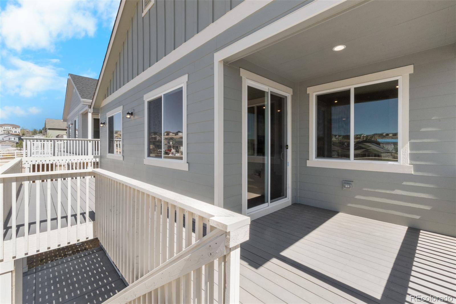 2143 Peralta Loop