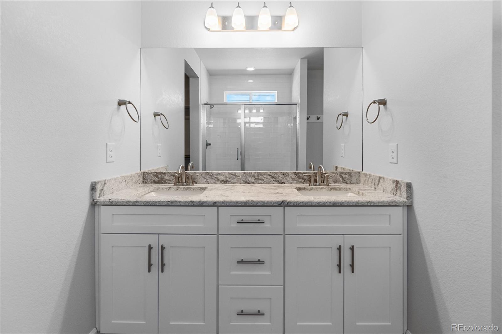 2143 Peralta Loop