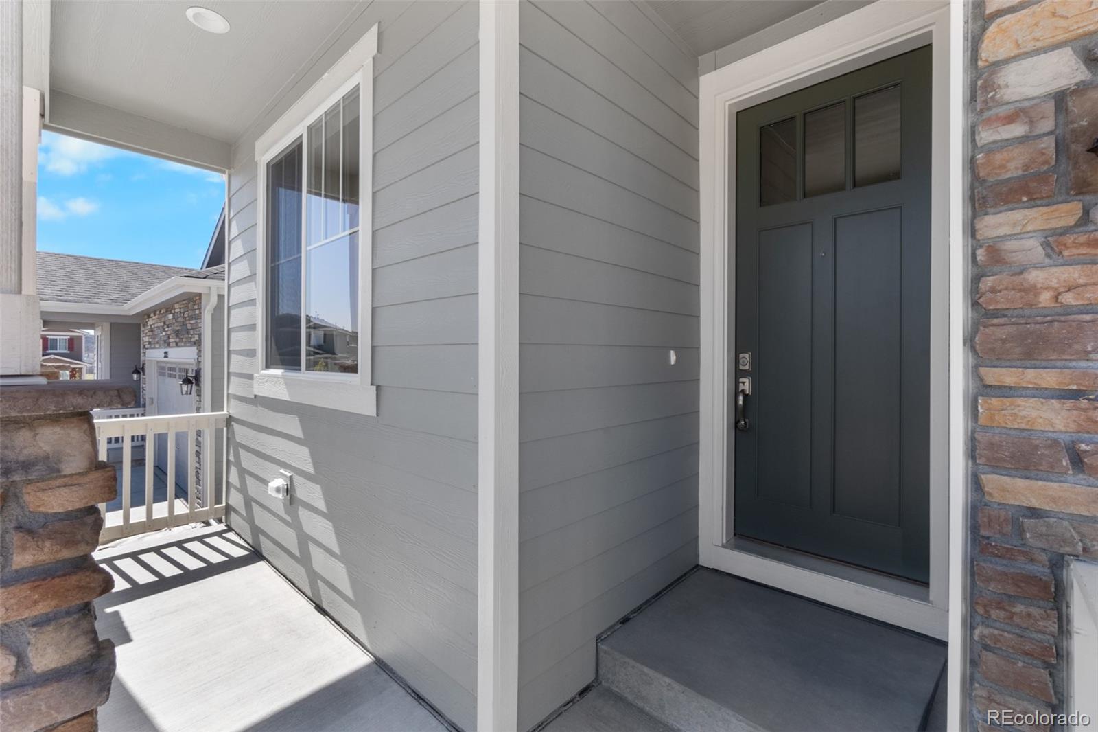 2143 Peralta Loop