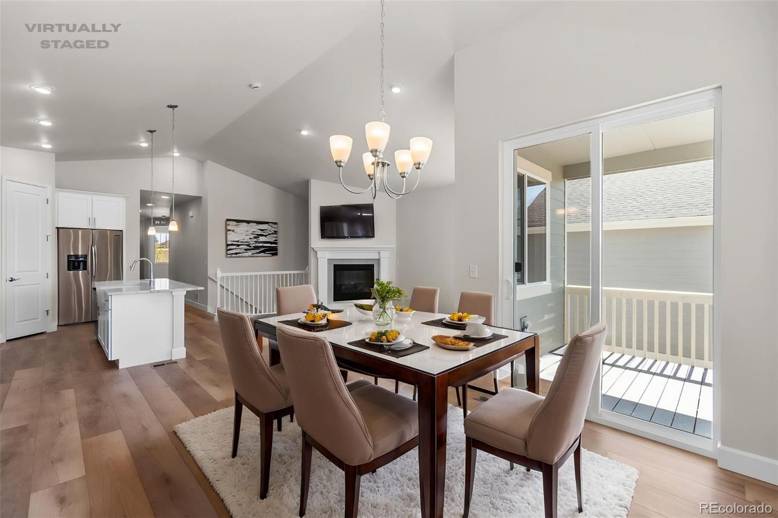2143 Peralta Loop