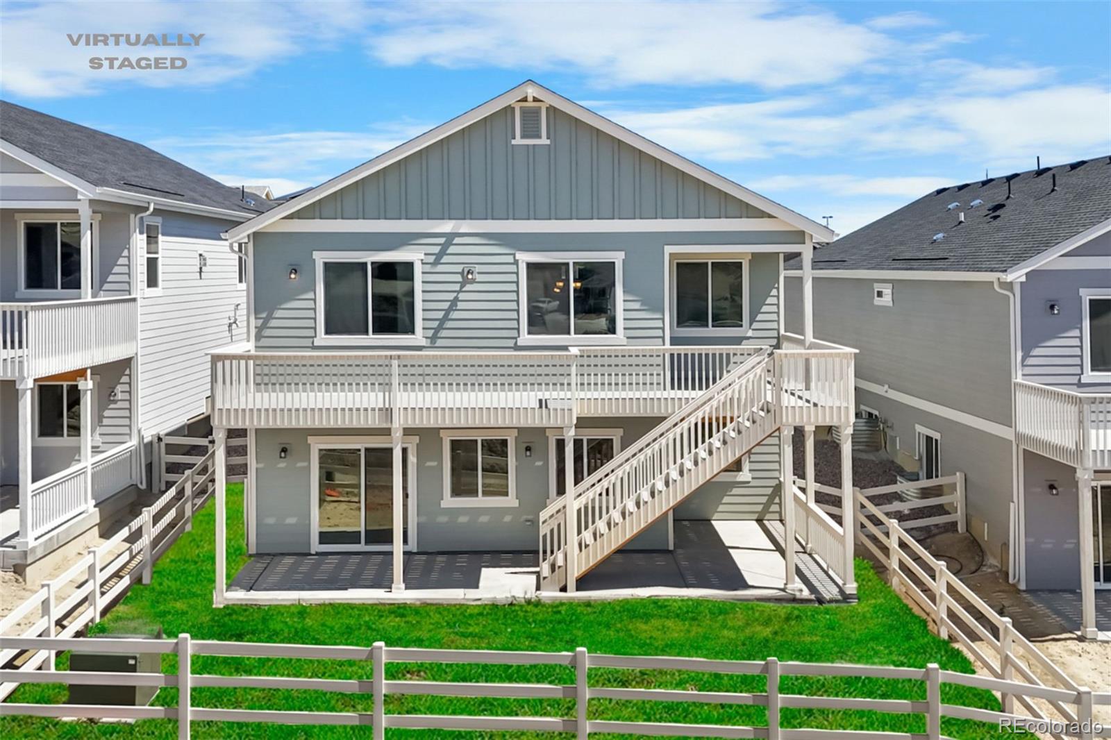2143 Peralta Loop