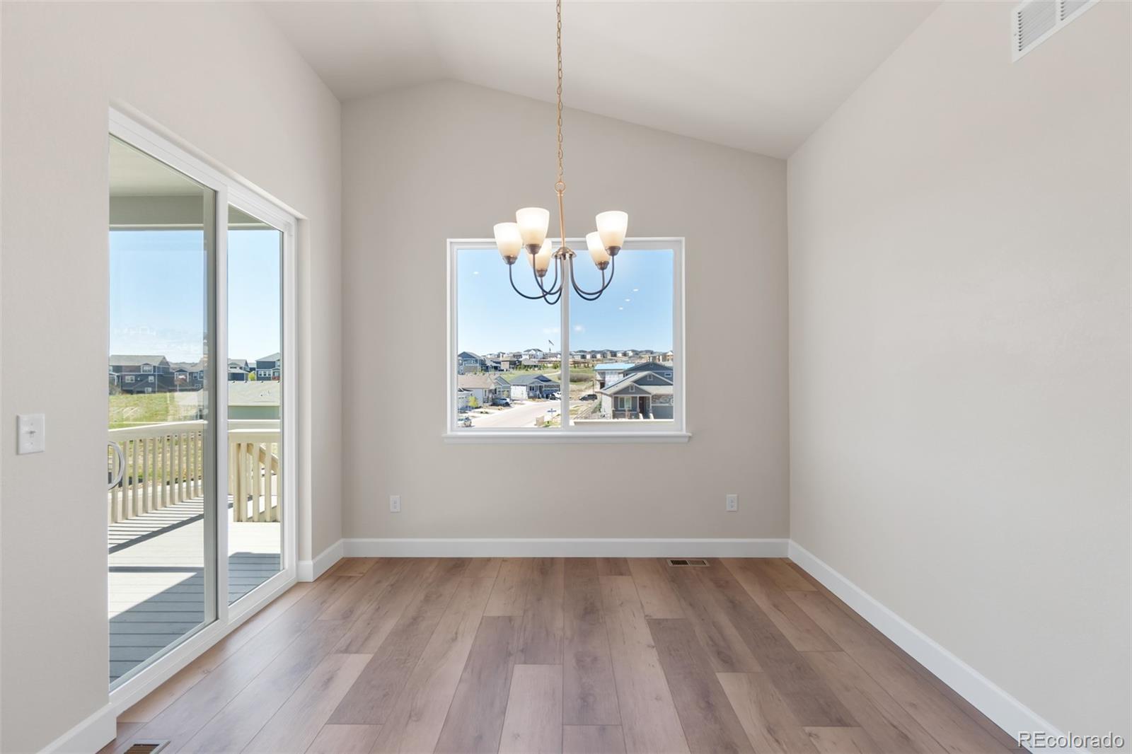 2143 Peralta Loop