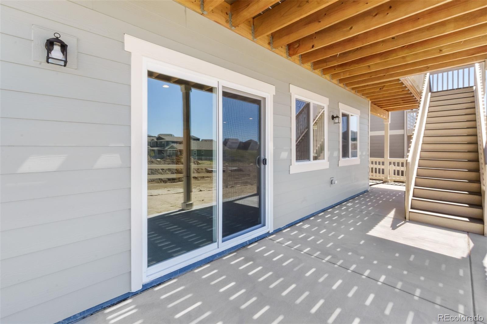 2143 Peralta Loop